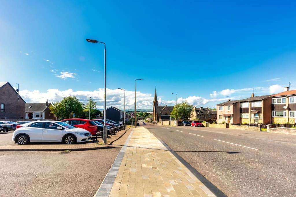 Kali Apartment - Spacious 3 Bed Apartment In Wishaw Wishaw  Bagian luar foto